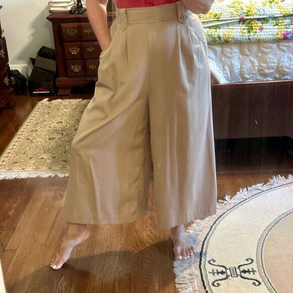 Vintage 70s JG Collection By Joyce High-Waisted Tan/Khaki Wide-Leg Culotte Pants - Picture 2 of 9